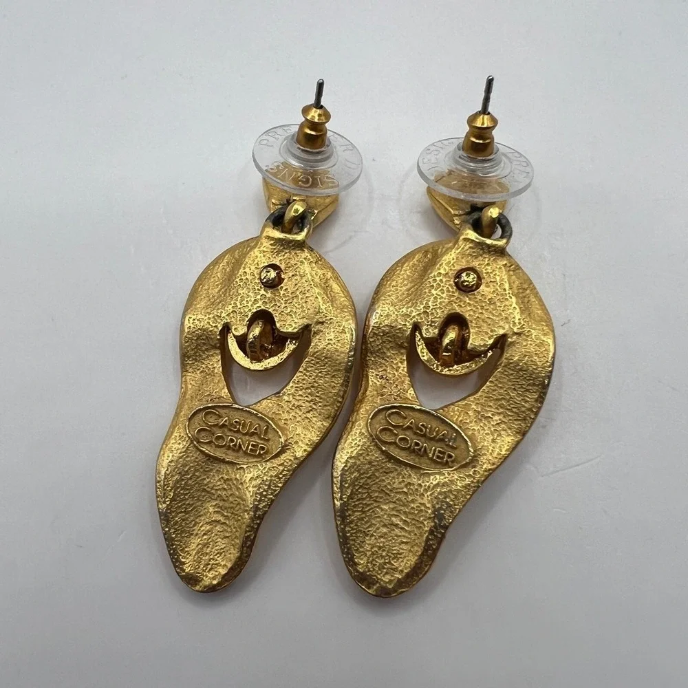 Casual Corner Dangle Pierced Earrings Brushed Shiny‎ Gold Tone Door Knocker Drop